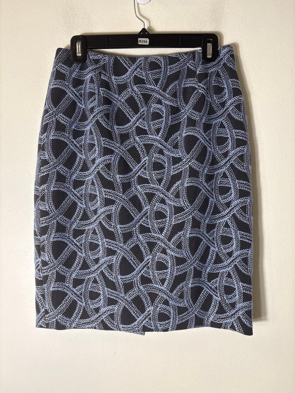 Carlisle Black With Blue Embroidery Knee length Skirt Sz 4